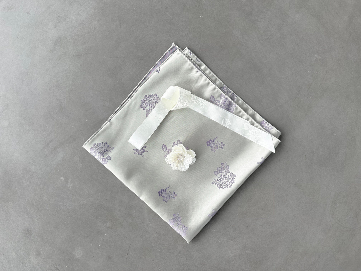 Floral Laurel