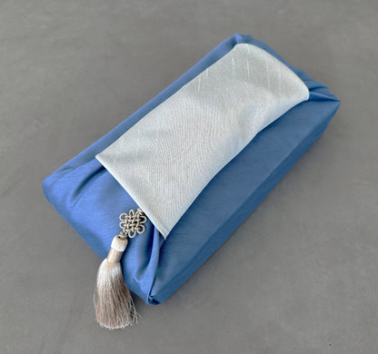 Reversible Sky Blue & Ivory