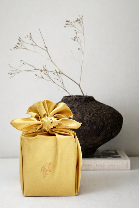 Quiet Luxury Wrapping