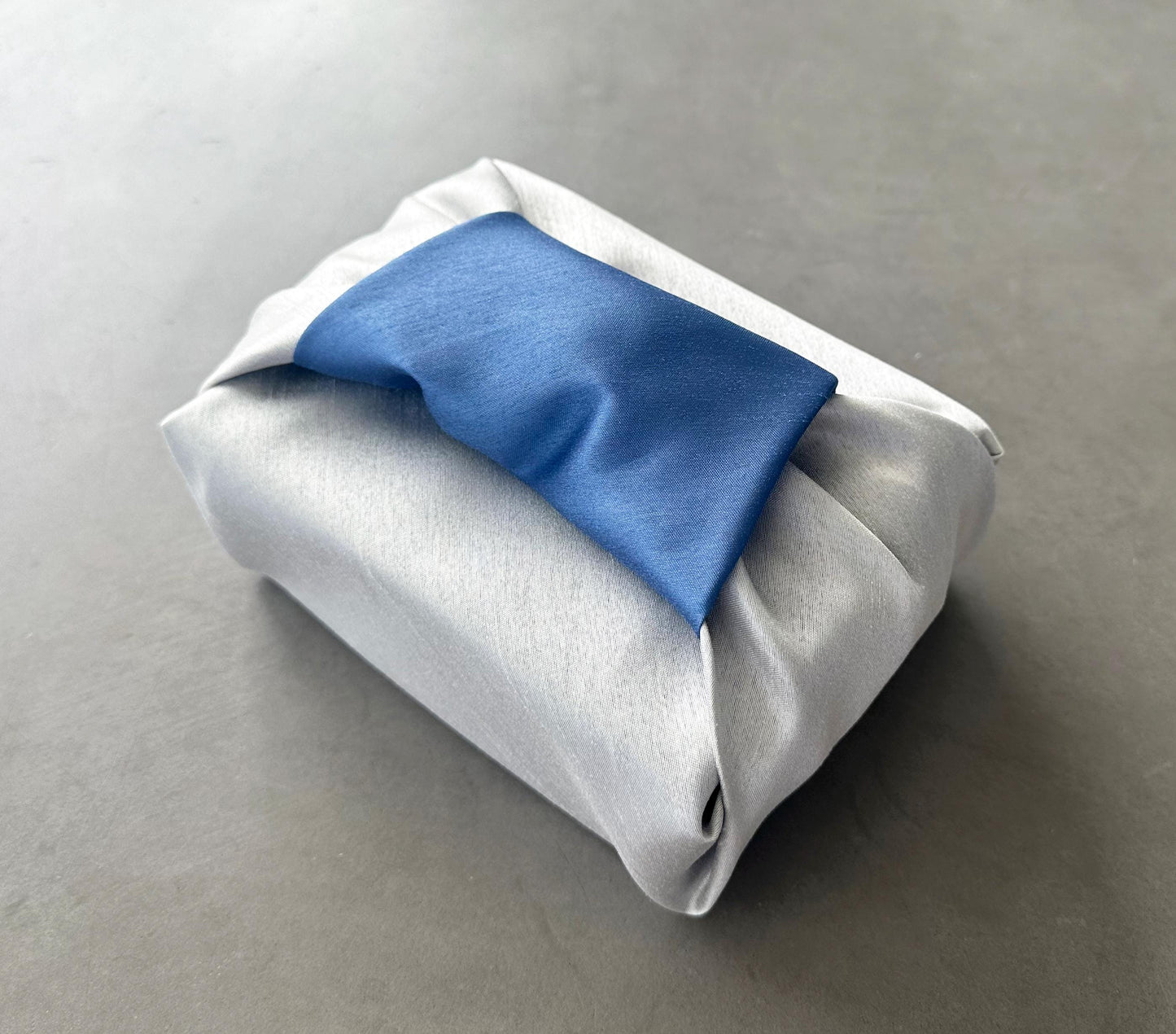 Reversible Sky Blue & Ivory