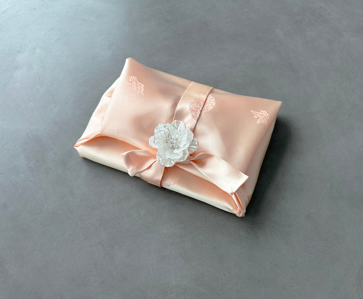 Cranes Peach Set
